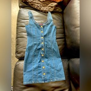 Beautiful ladies Guess denim stretch dress. Size small